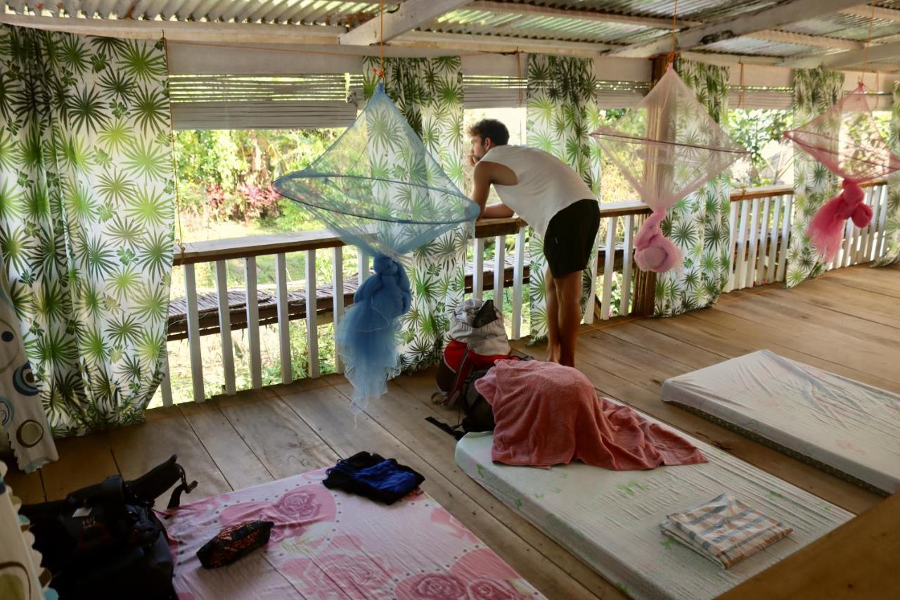 Bohol Hammock Hostel Batuan エクステリア 写真